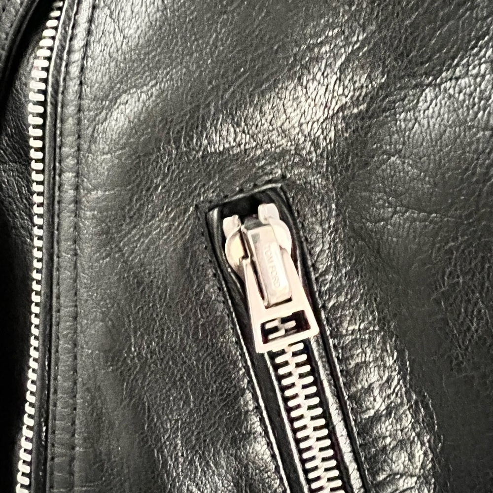 TOM FORD Glossy Plongé Leather Biker Jacket - Picture 7 of 9